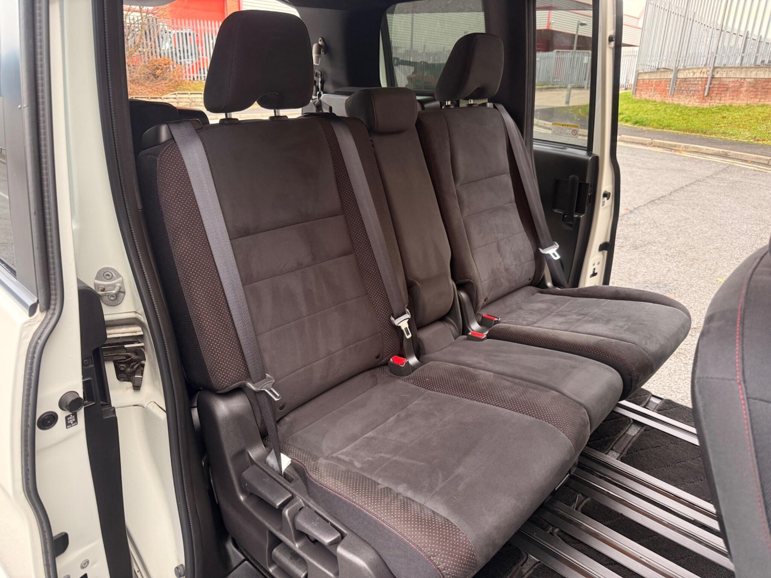 Used Nissan Serena 2025 for sale - 77627155: Photo 86