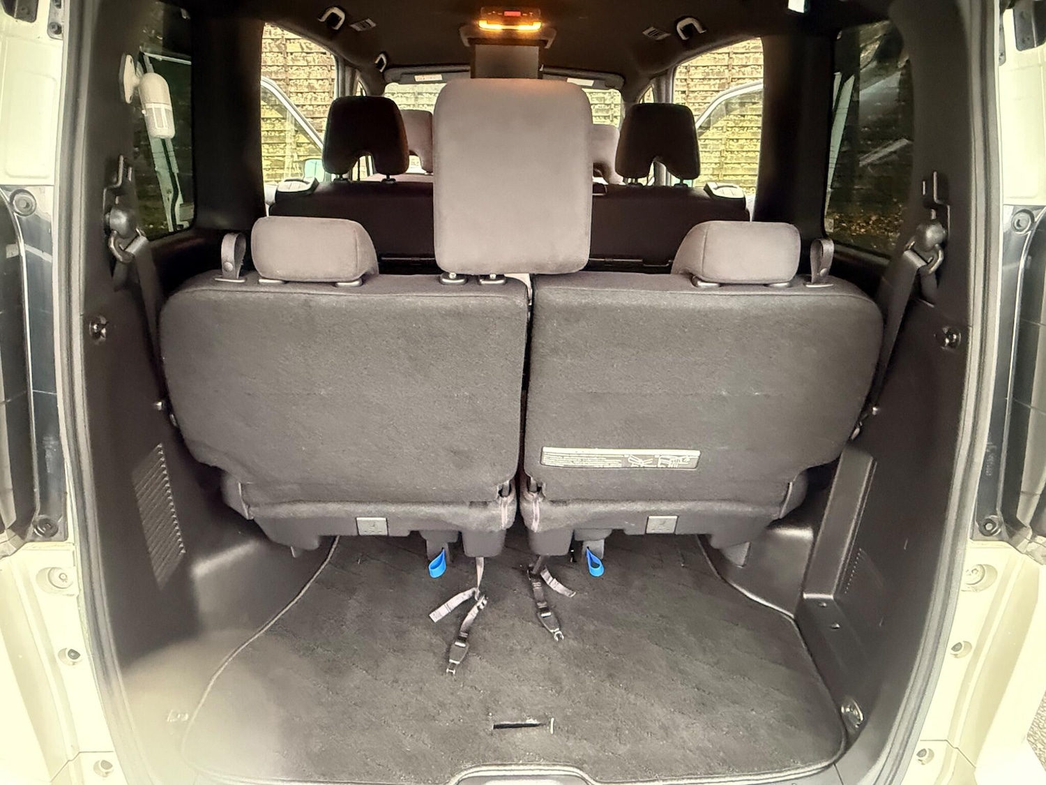 Used Nissan Serena 2025 for sale - 77627155: Photo 91