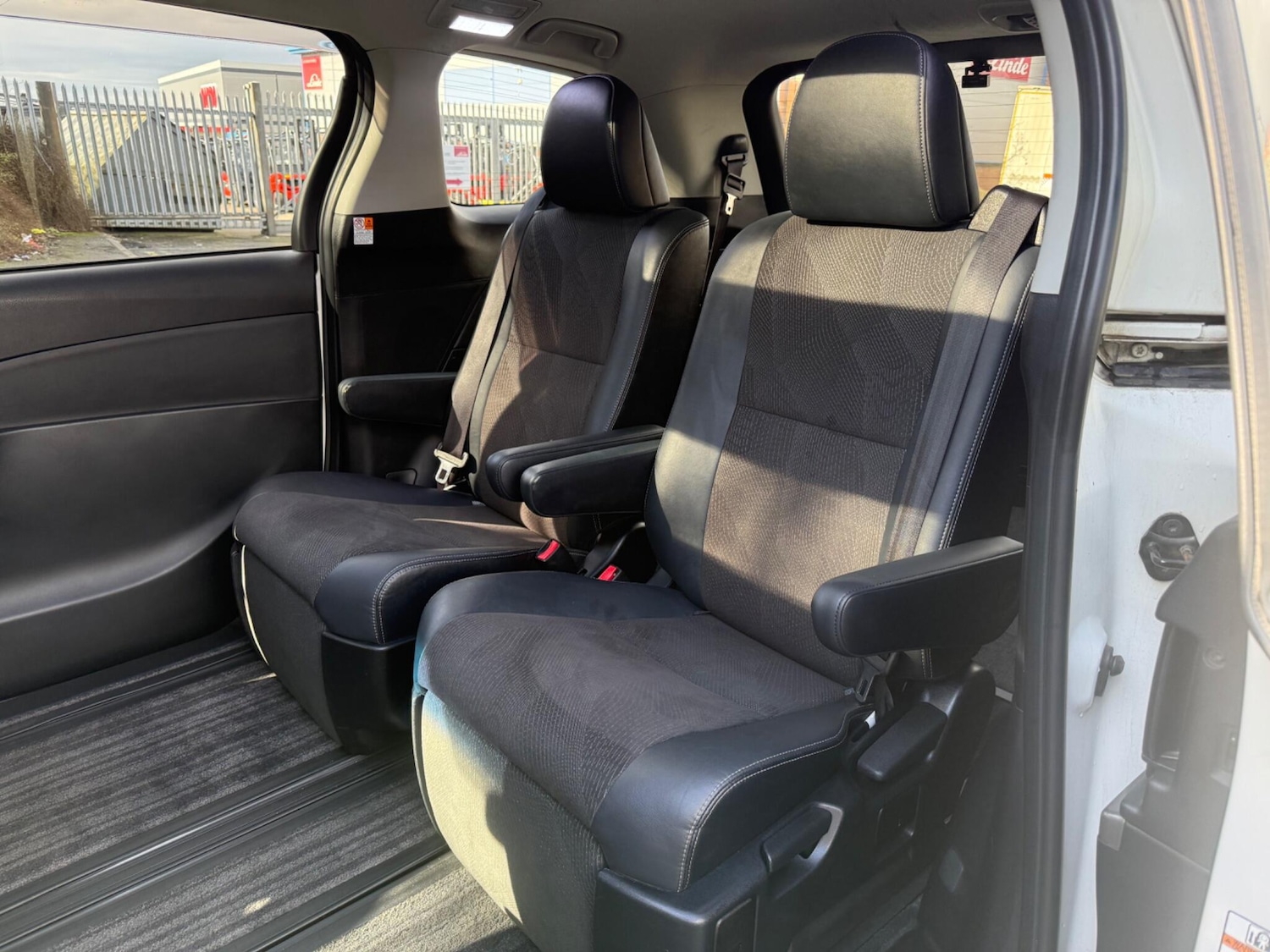 Used Toyota Estima for sale - 77723915: Photo 23