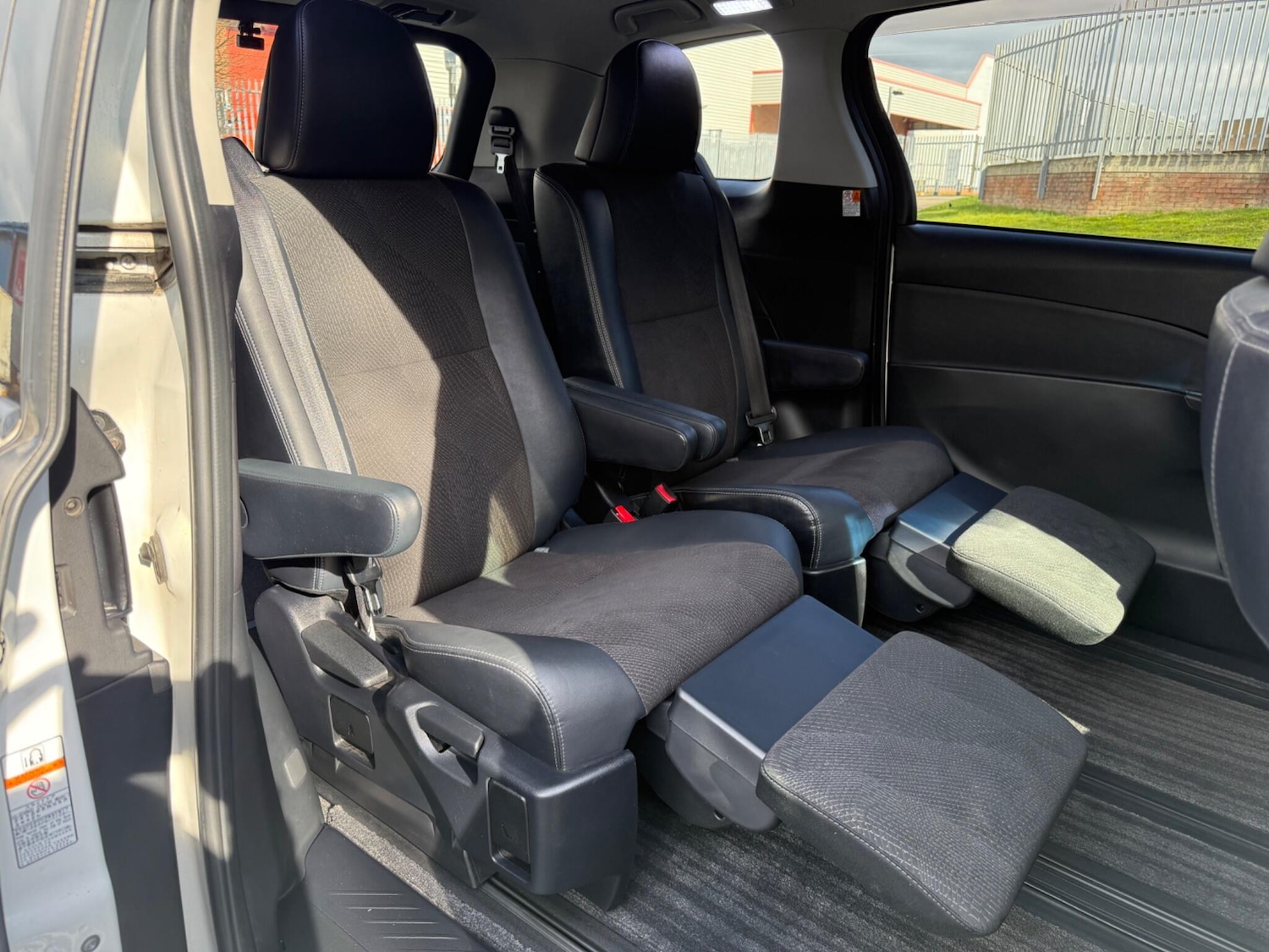 Used Toyota Estima for sale - 77723915: Photo 28