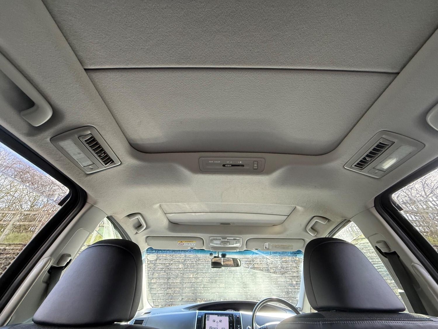 Used Toyota Estima for sale - 77723915: Photo 56