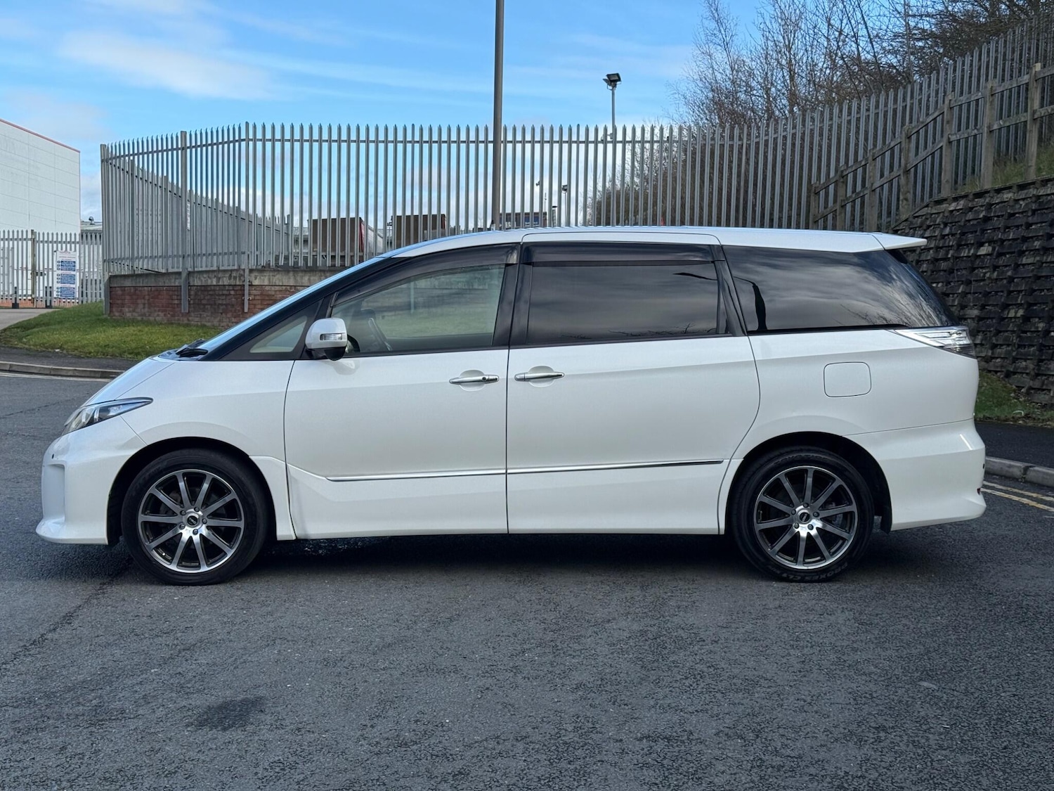 Used Toyota Estima for sale - 77723915: Photo 6