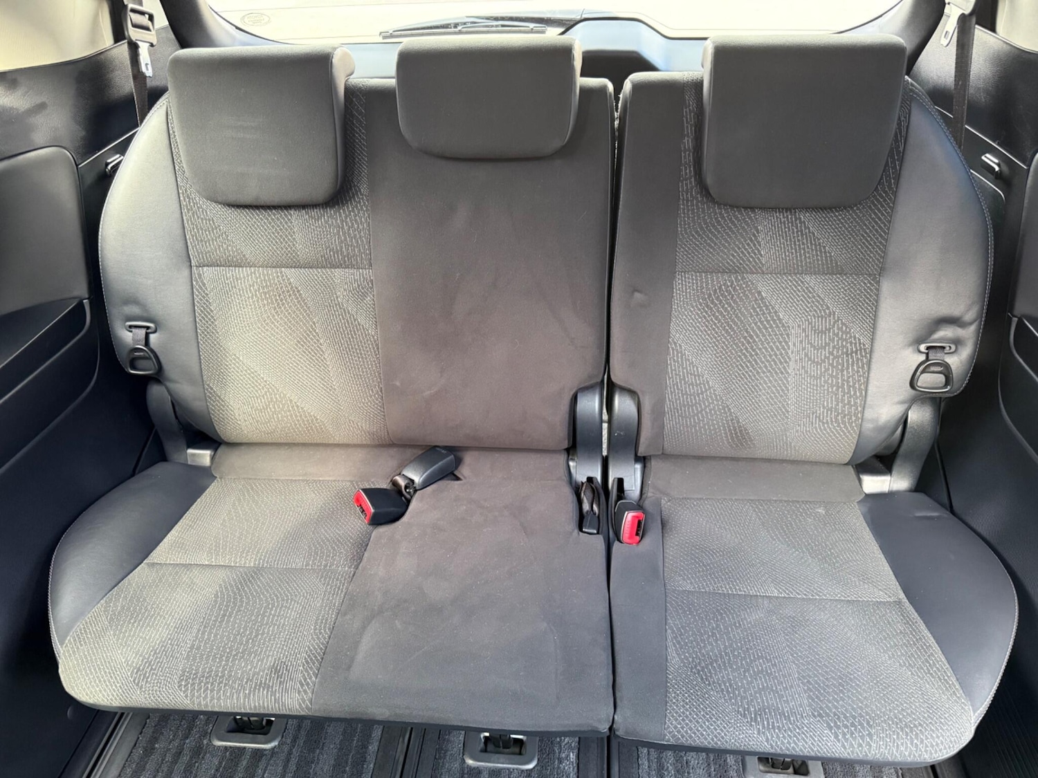 Used Toyota Estima for sale - 77723915: Photo 64