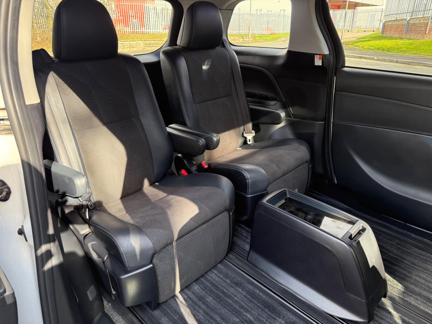 Used Toyota Estima for sale - 77723915: Photo 65