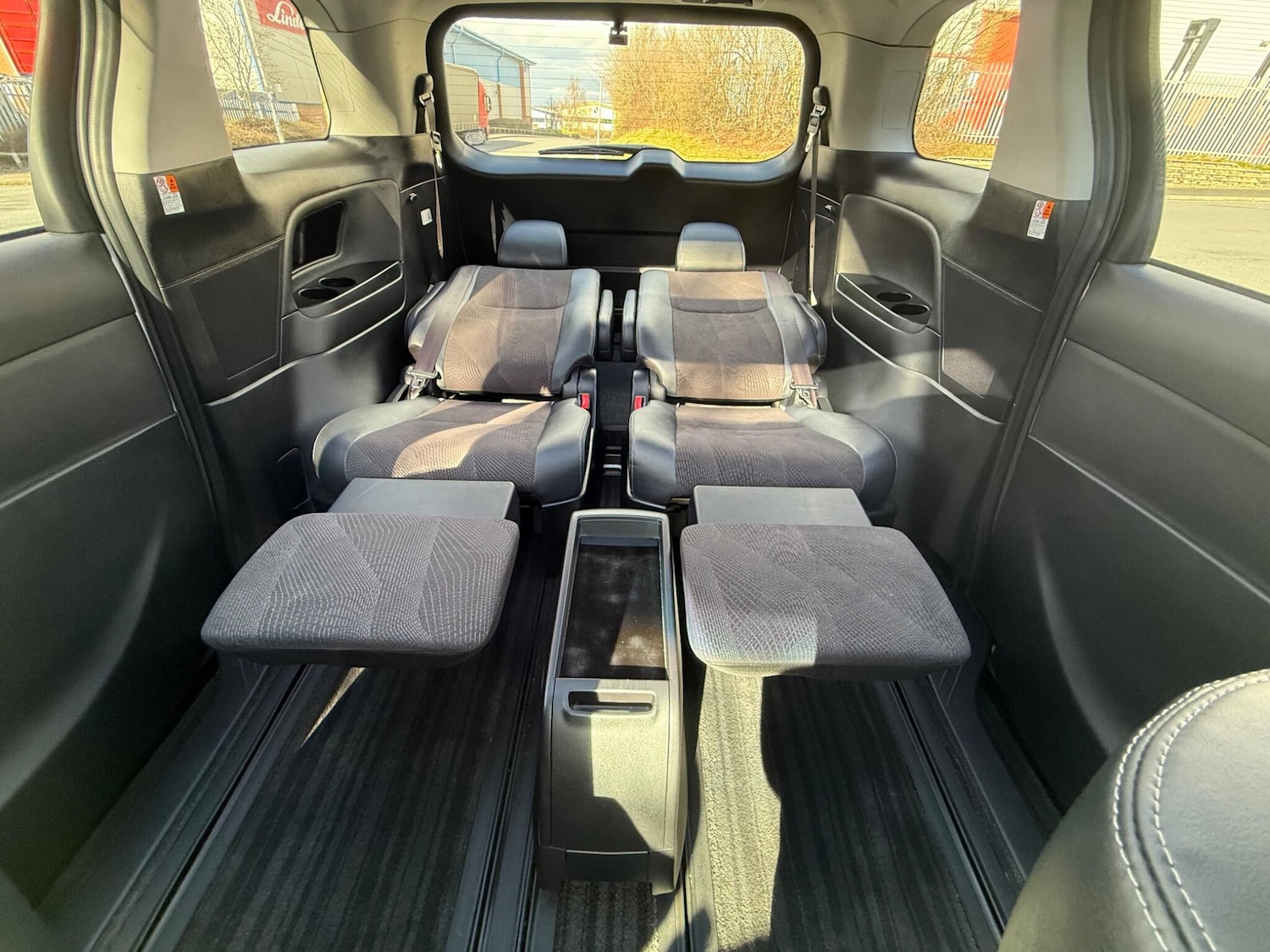 Used Toyota Estima for sale - 77723915: Photo 68