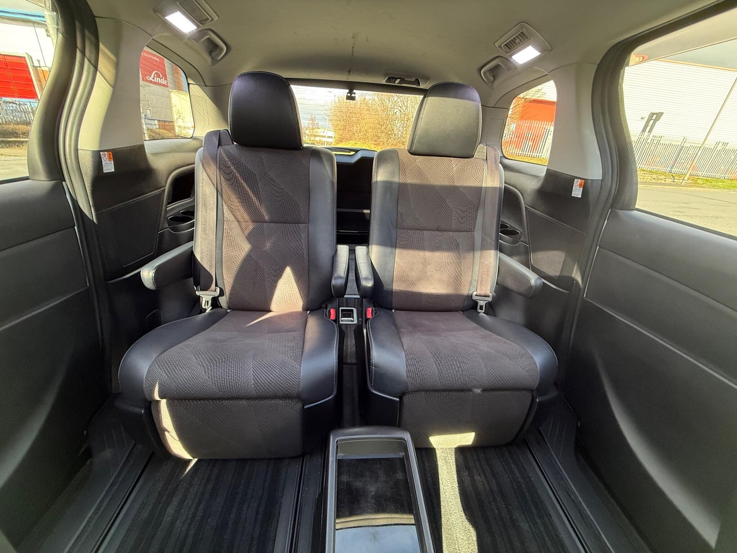 Used Toyota Estima for sale - 77723915: Photo 84