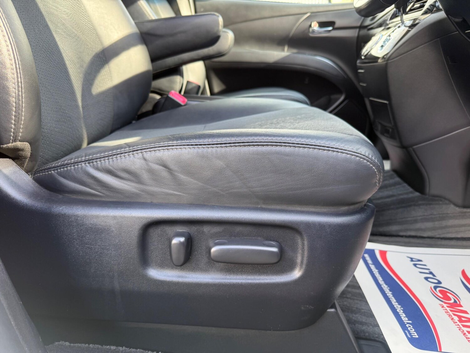 Used Toyota Estima for sale - 77723915: Photo 93