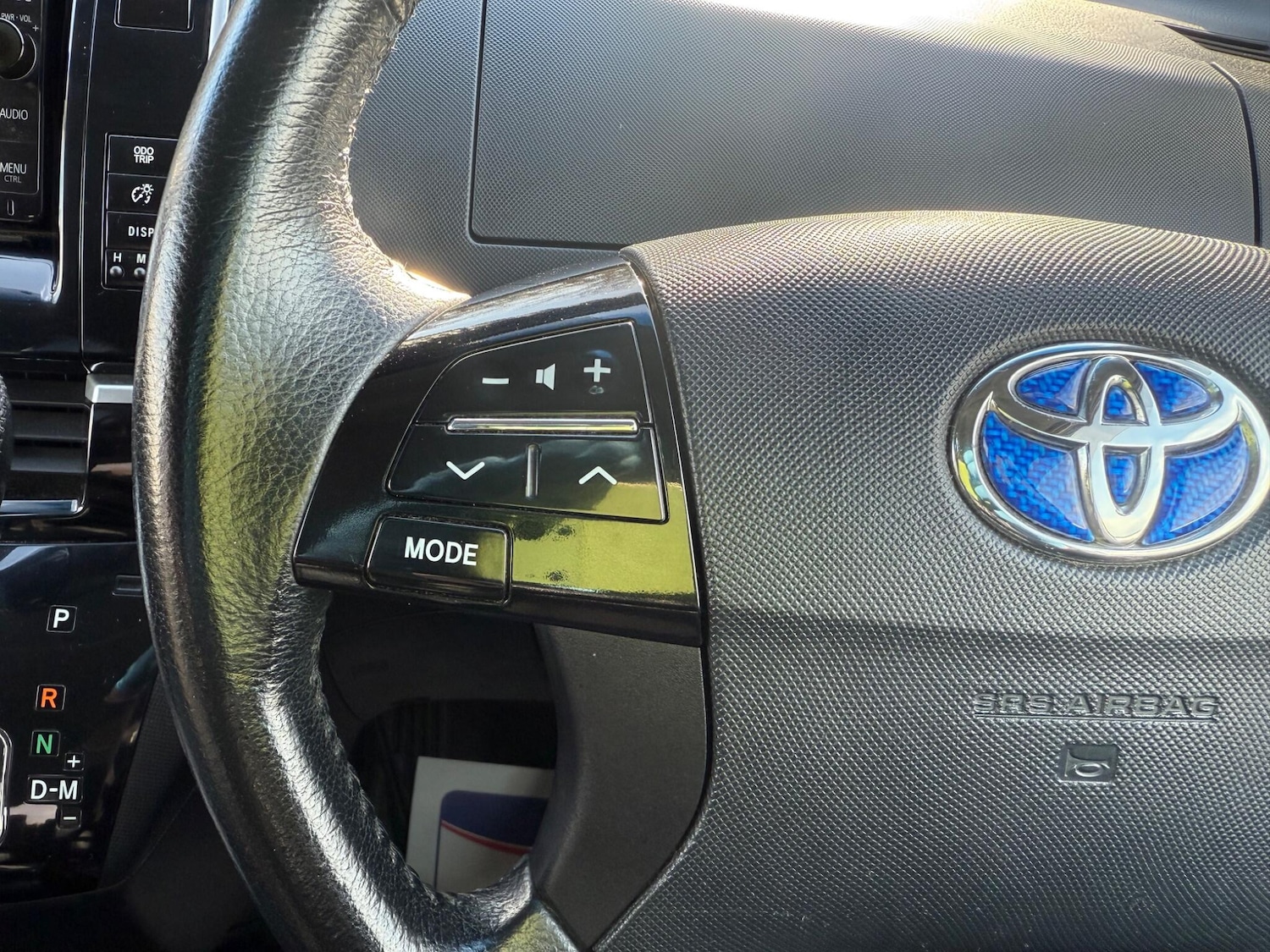 Used Toyota Estima for sale - 77723915: Photo 95