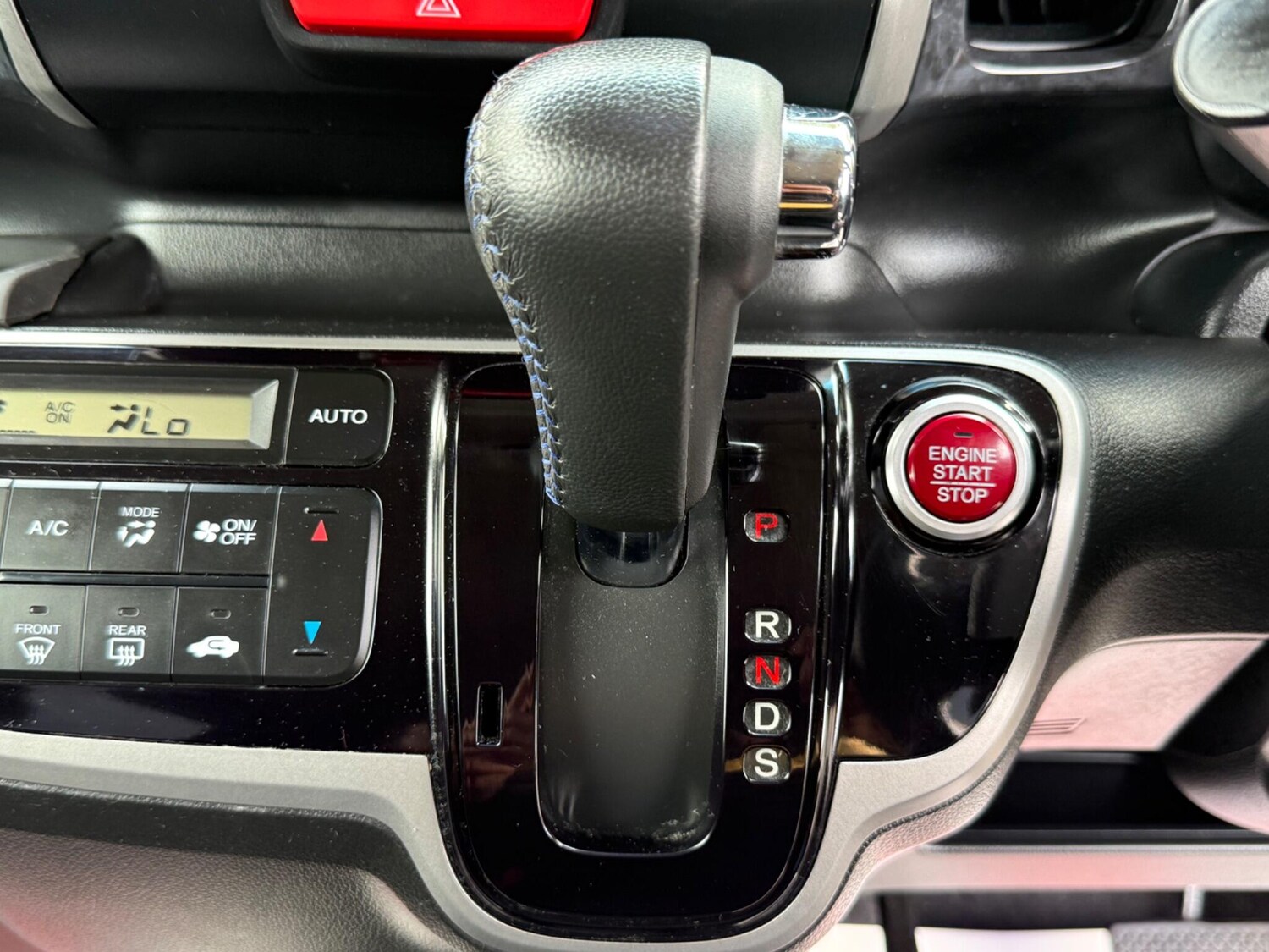 Used Honda N-Box 2025 for sale - 77627163: Photo 48