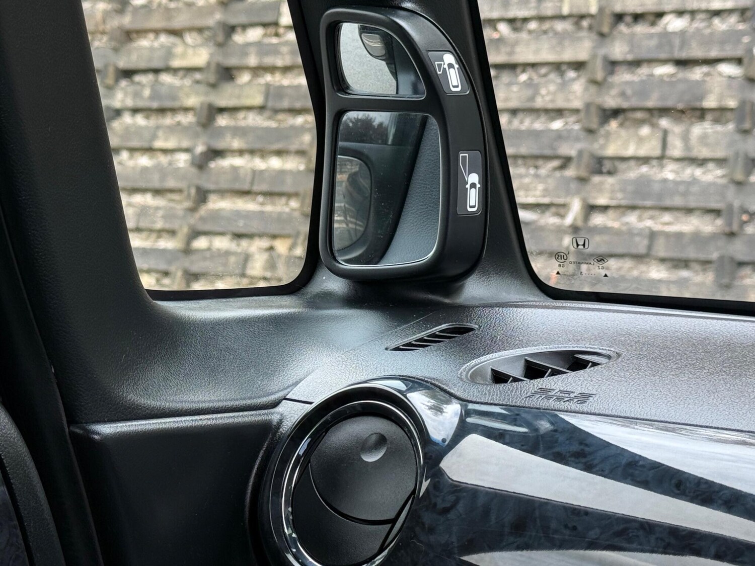 Used Honda N-Box 2025 for sale - 77627163: Photo 64