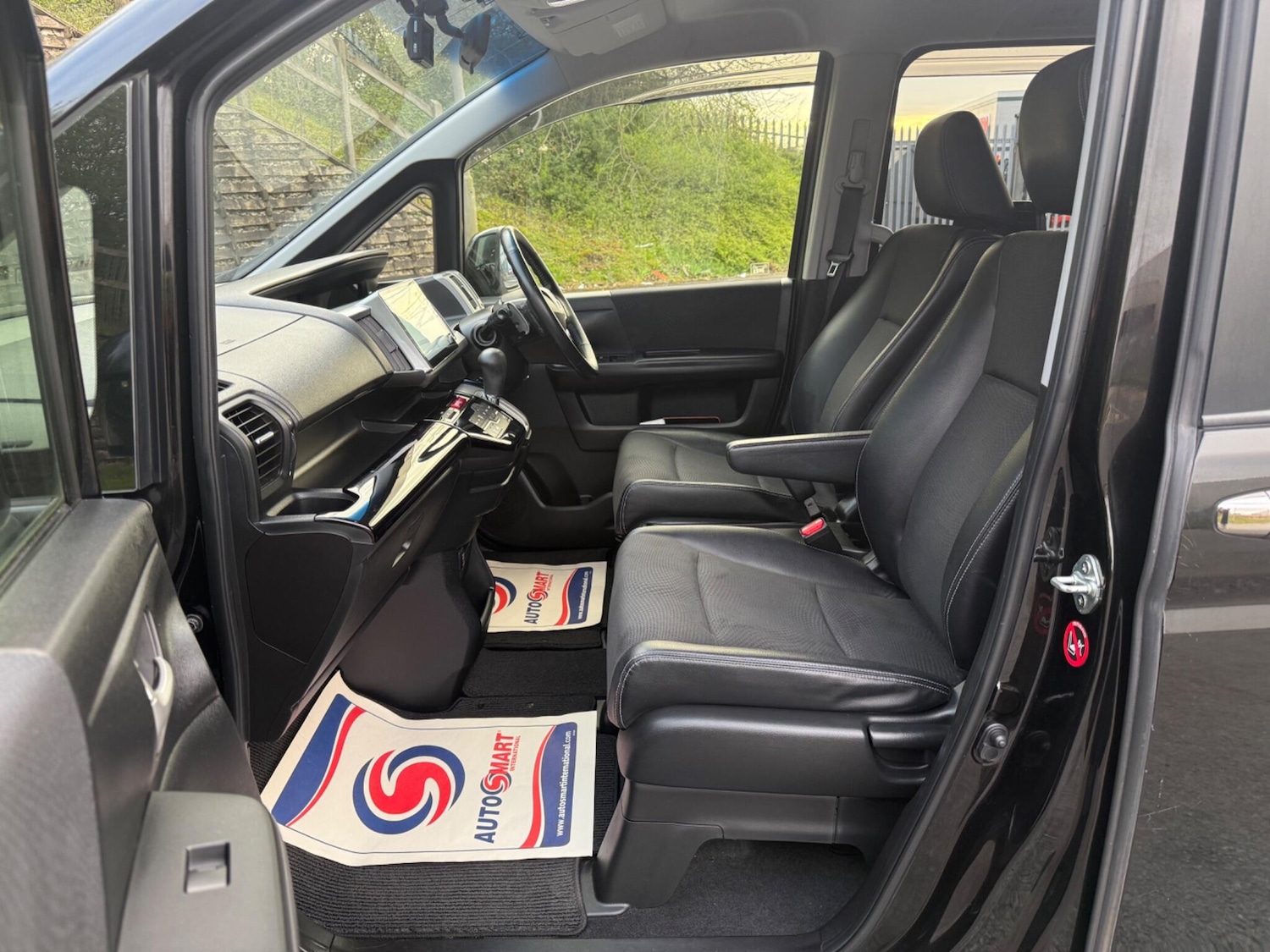 Used Honda Stepwagon 2026 for sale - 78100380: Photo 19