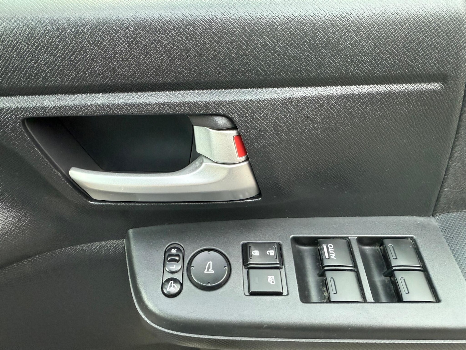 Used Honda Stepwagon 2026 for sale - 78100380: Photo 45