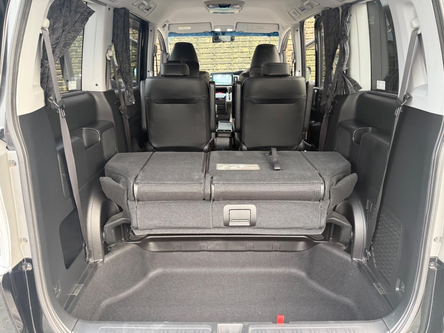 Used Honda Stepwagon 2026 for sale - 78100380: Photo 85