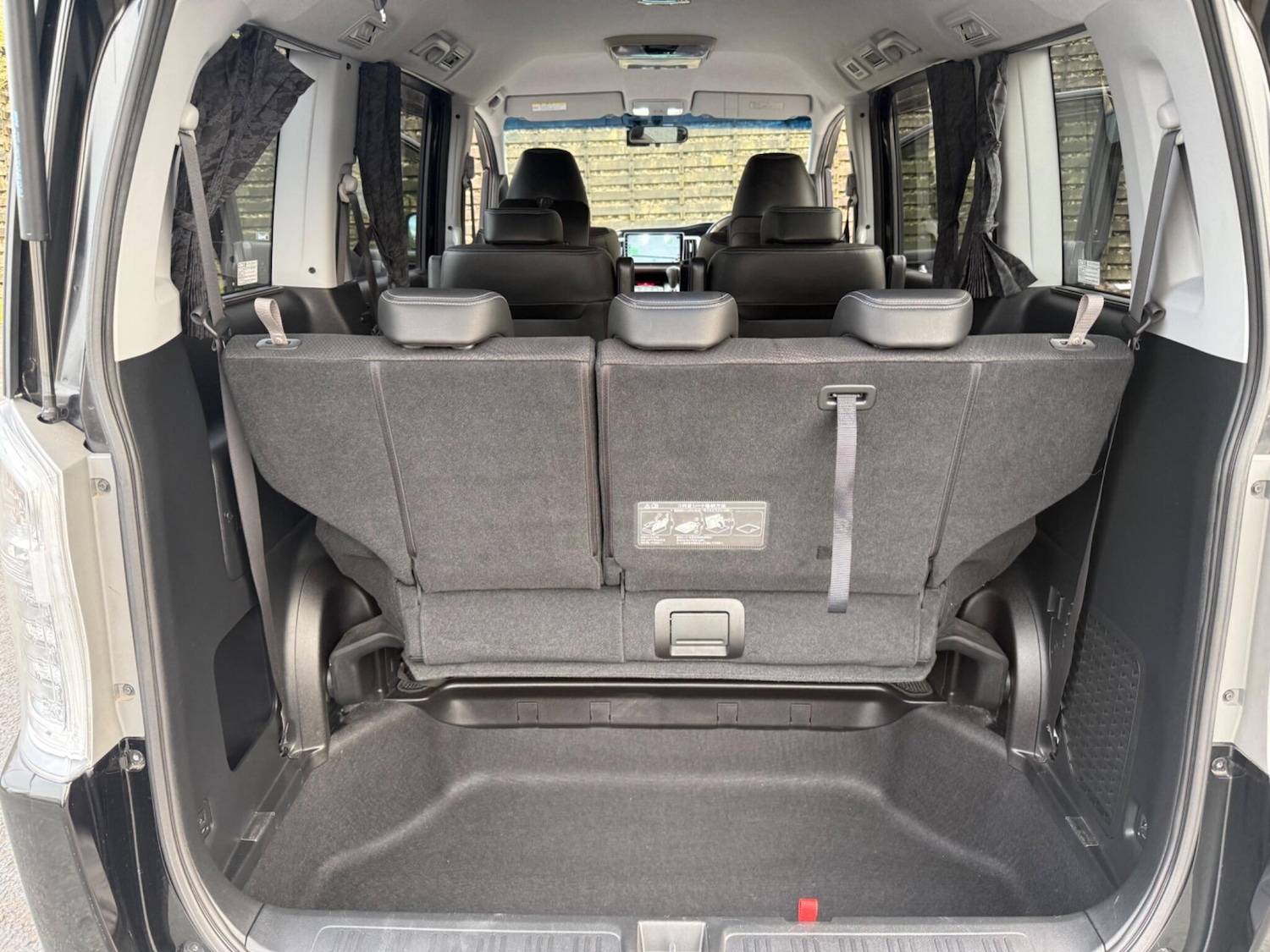 Used Honda Stepwagon 2026 for sale - 78100380: Photo 86