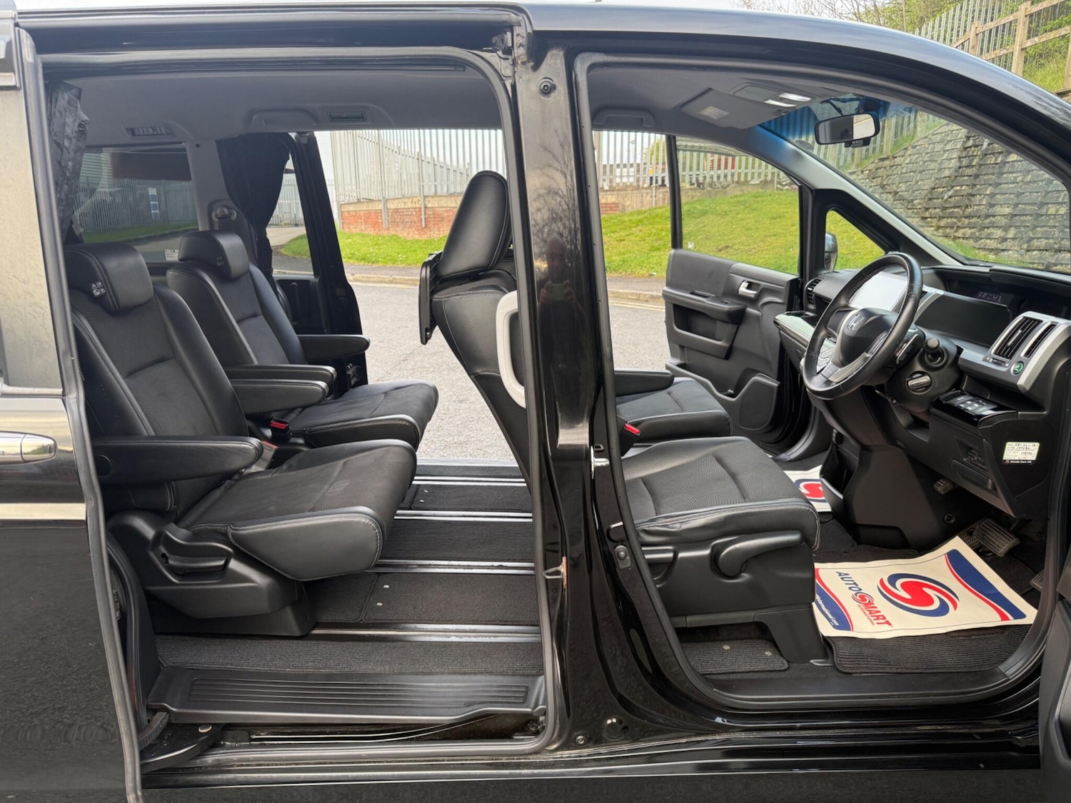 Used Honda Stepwagon 2026 for sale - 78100380: Photo 89