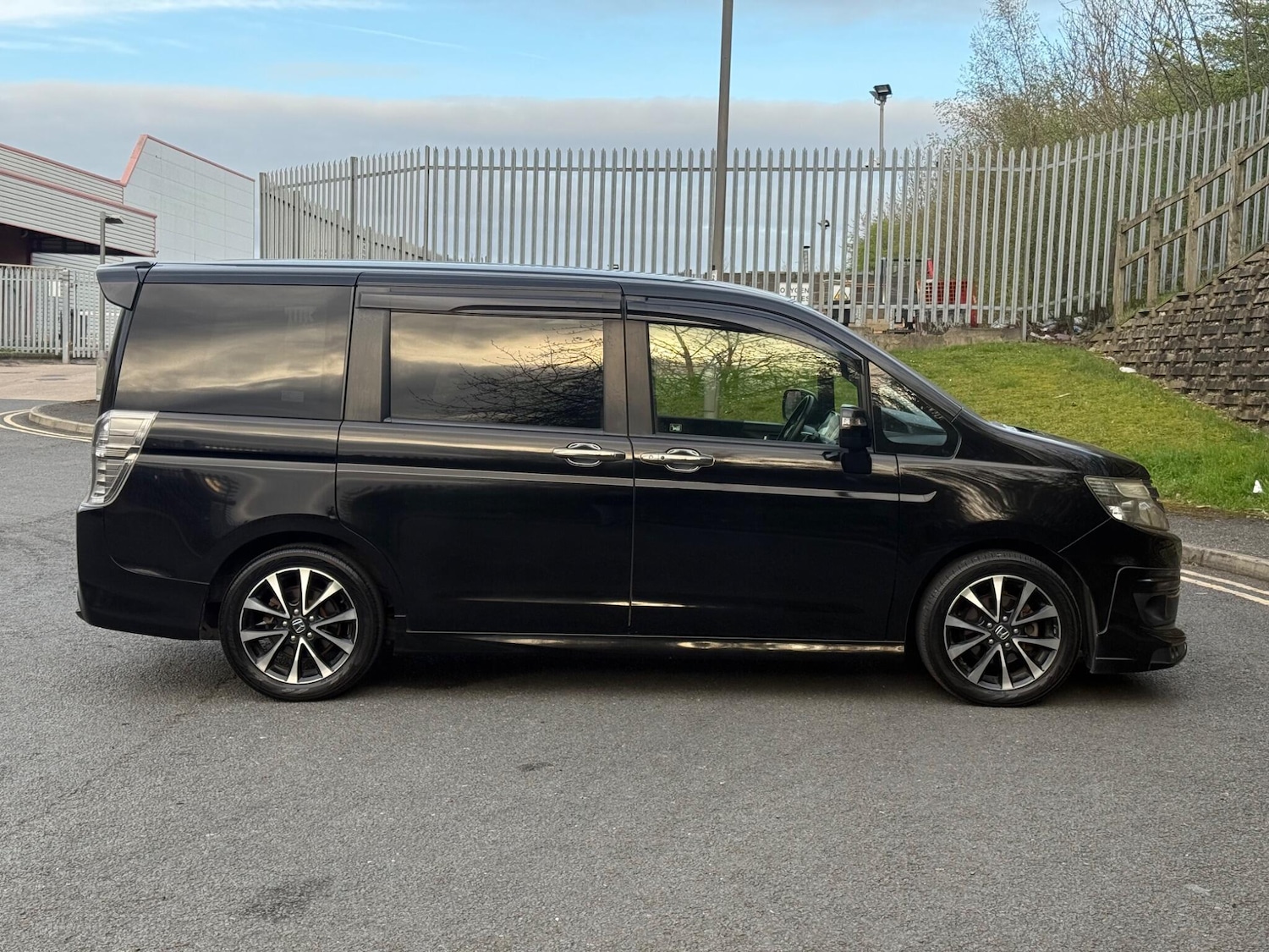 Used Honda Stepwagon 2026 for sale - 78100380: Photo 91