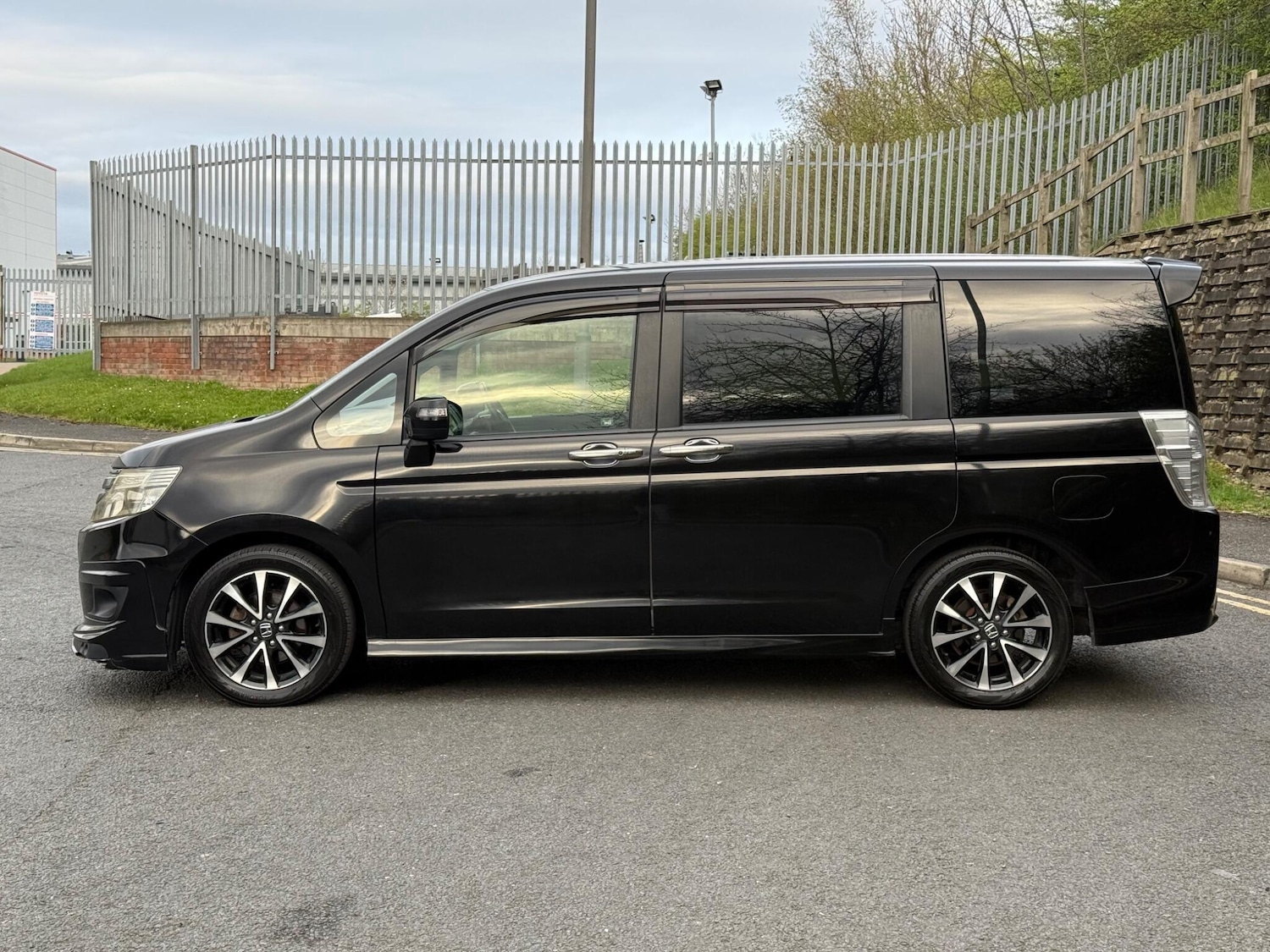 Used Honda Stepwagon 2026 for sale - 78100380: Photo 92