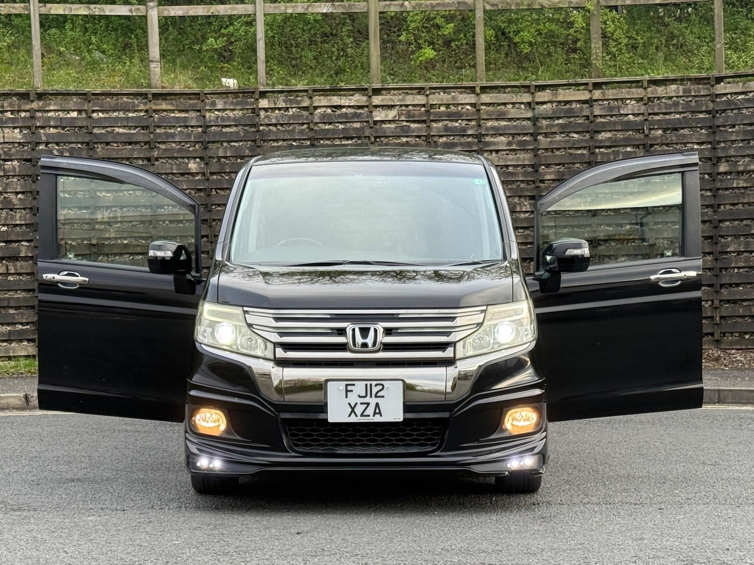 Used Honda Stepwagon 2026 for sale - 78100380: Photo 93