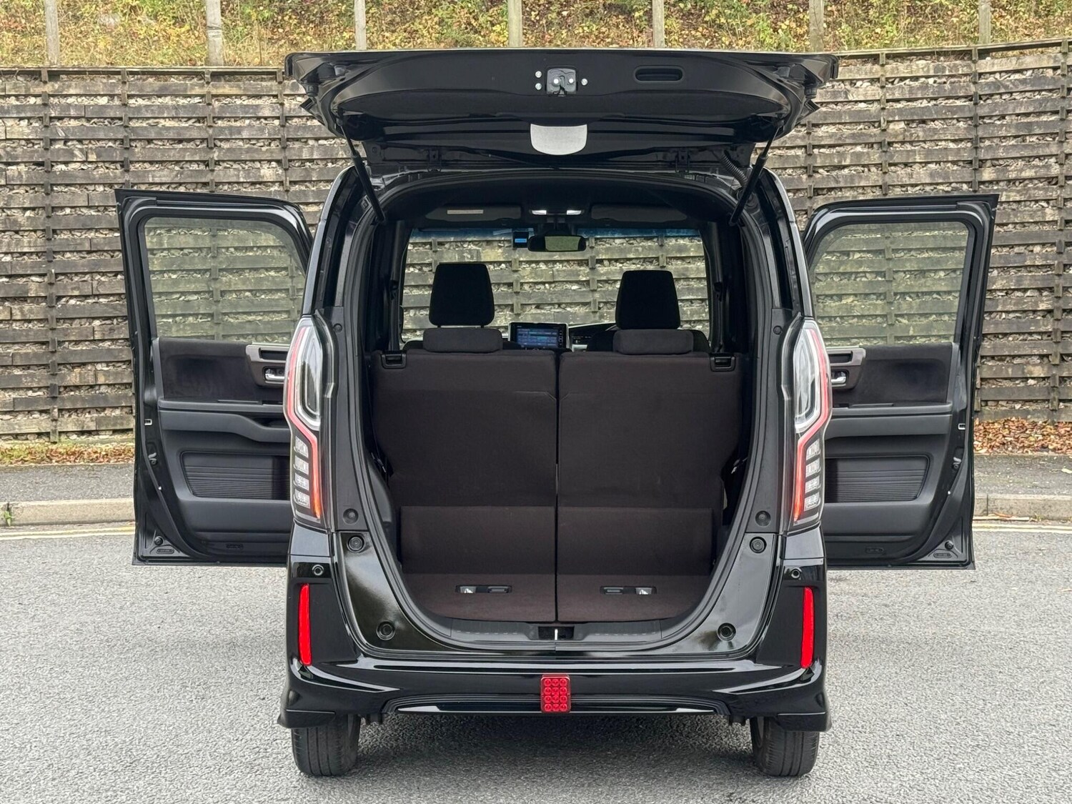 Used Honda N-Box 2025 for sale - 77627154: Photo 17