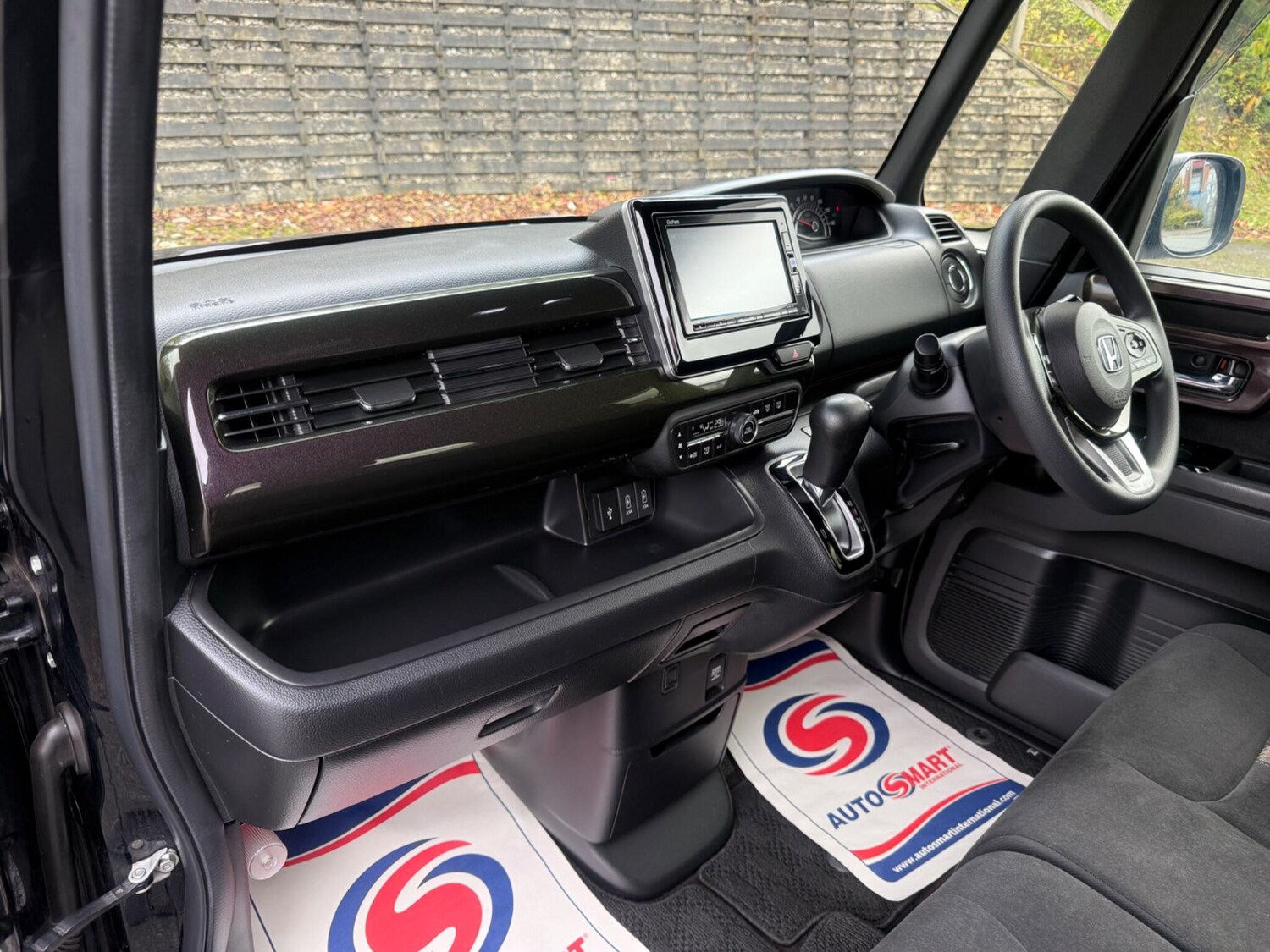 Used Honda N-Box 2025 for sale - 77627154: Photo 21