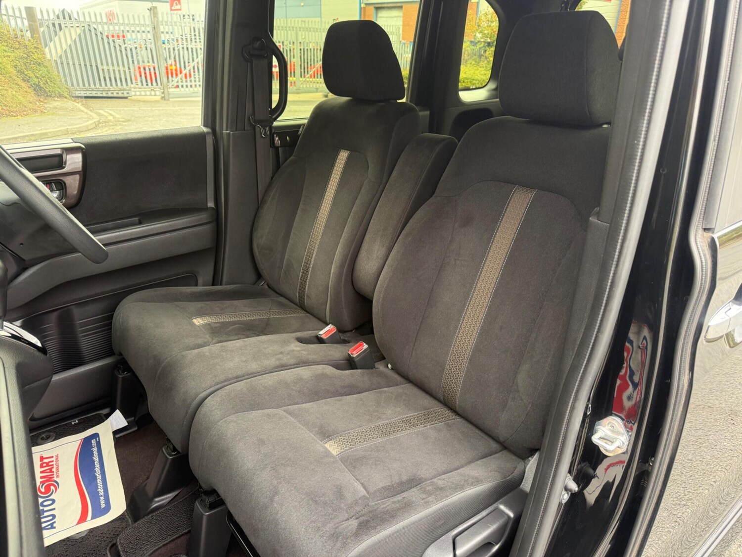 Used Honda N-Box 2025 for sale - 77627154: Photo 38