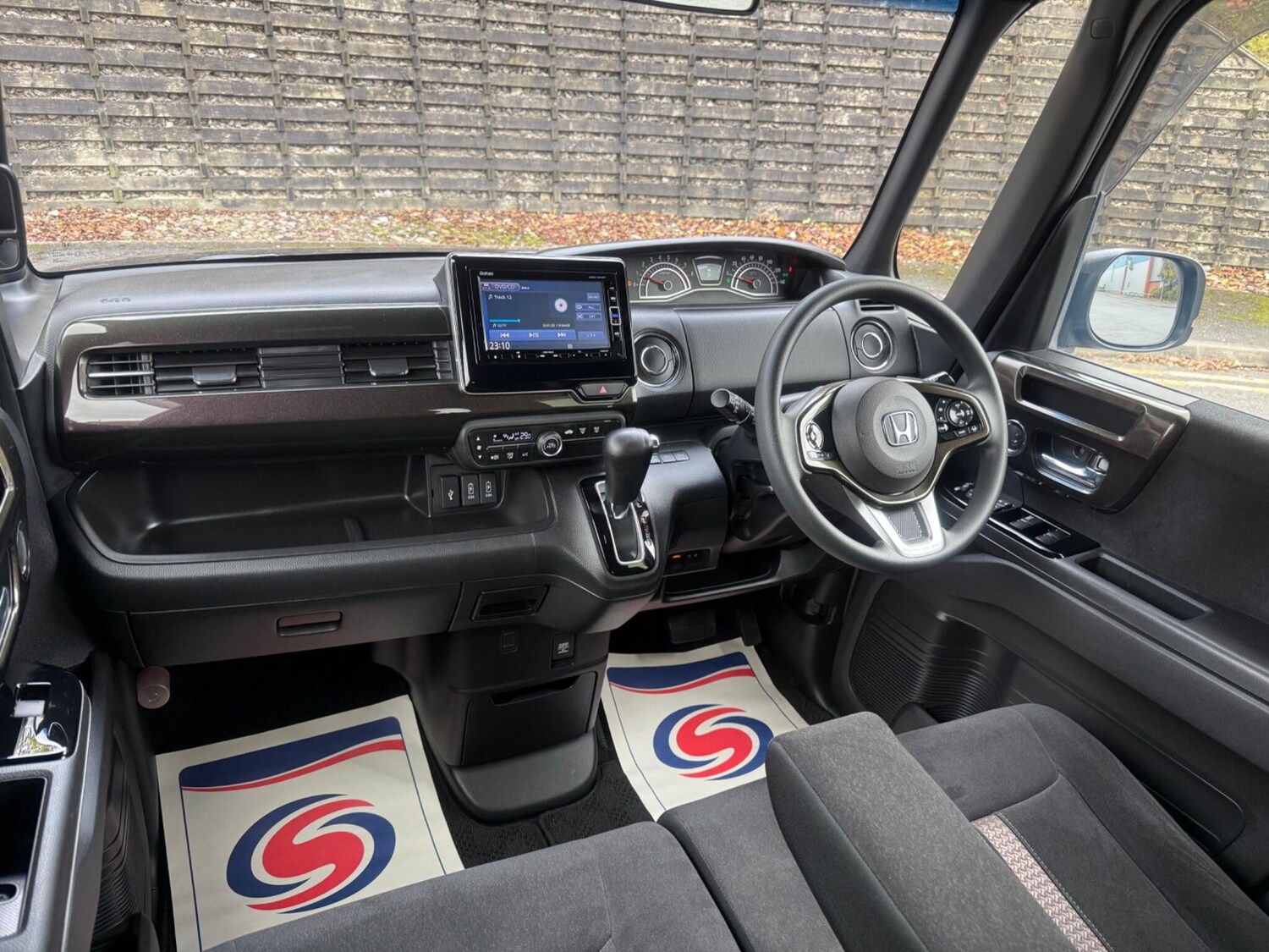 Used Honda N-Box 2025 for sale - 77627154: Photo 44