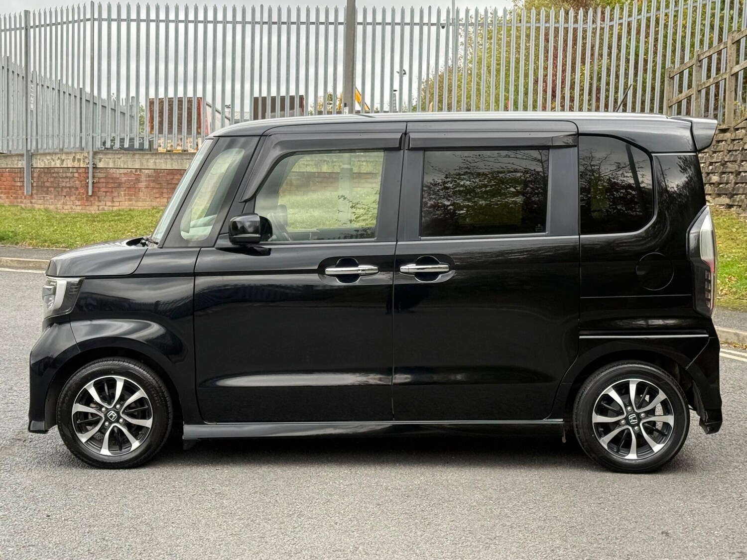 Used Honda N-Box 2025 for sale - 77627154: Photo 6