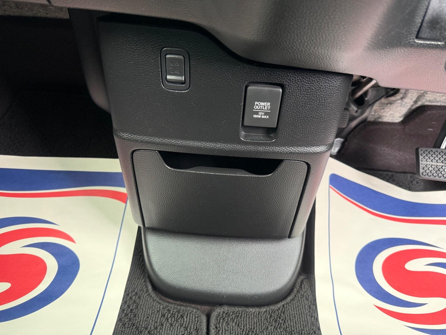 Used Honda N-Box 2025 for sale - 77627154: Photo 61