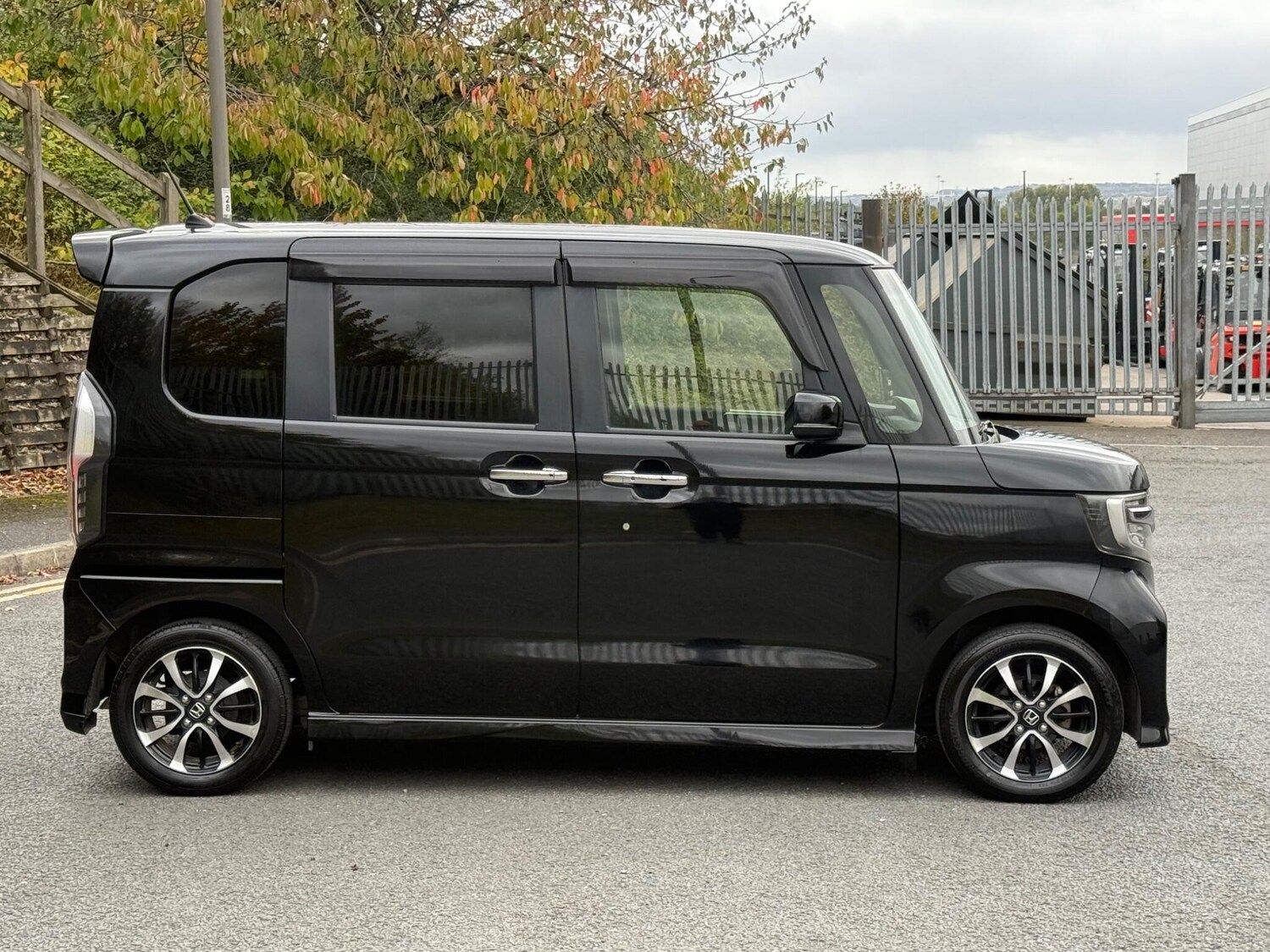 Used Honda N-Box 2025 for sale - 77627154: Photo 99