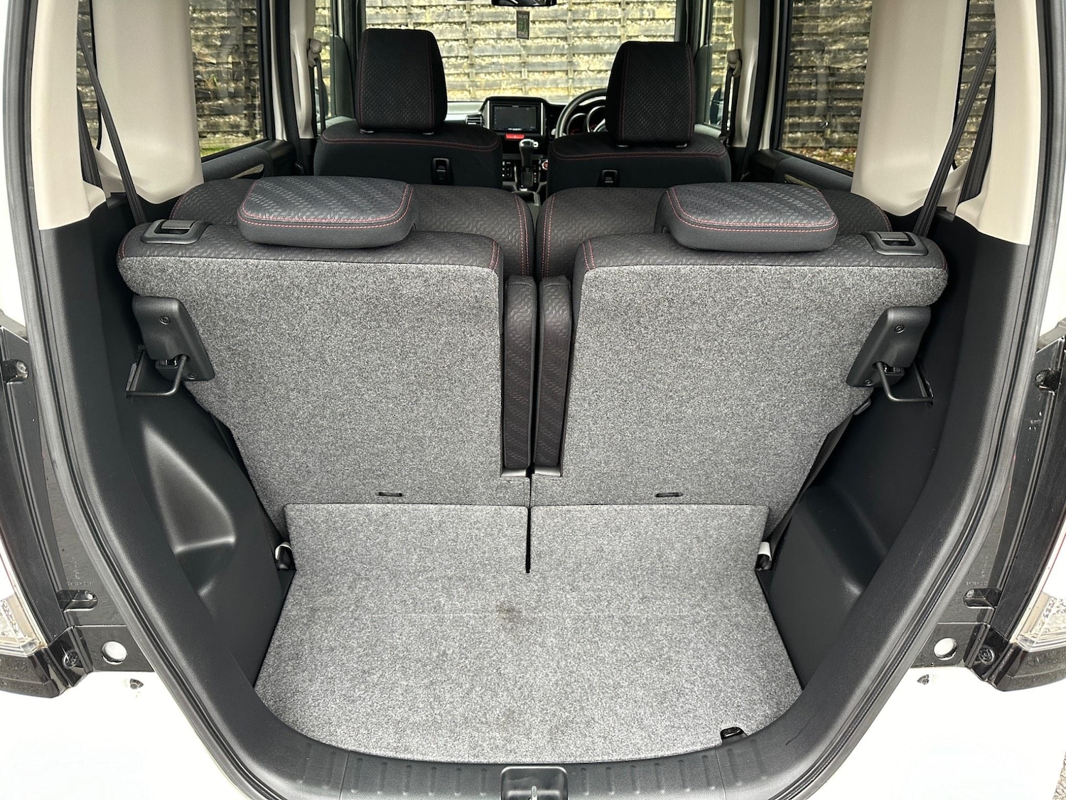 Used Honda N-Box 2024 for sale - 77626228: Photo 73