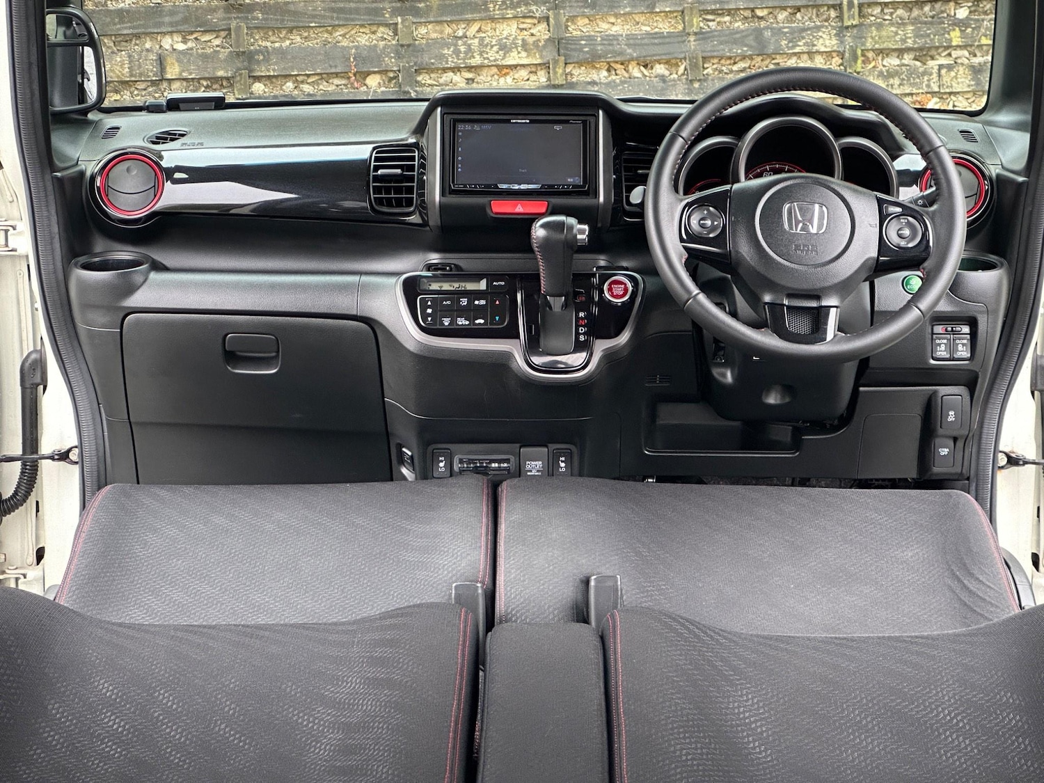 Used Honda N-Box 2024 for sale - 77626228: Photo 76