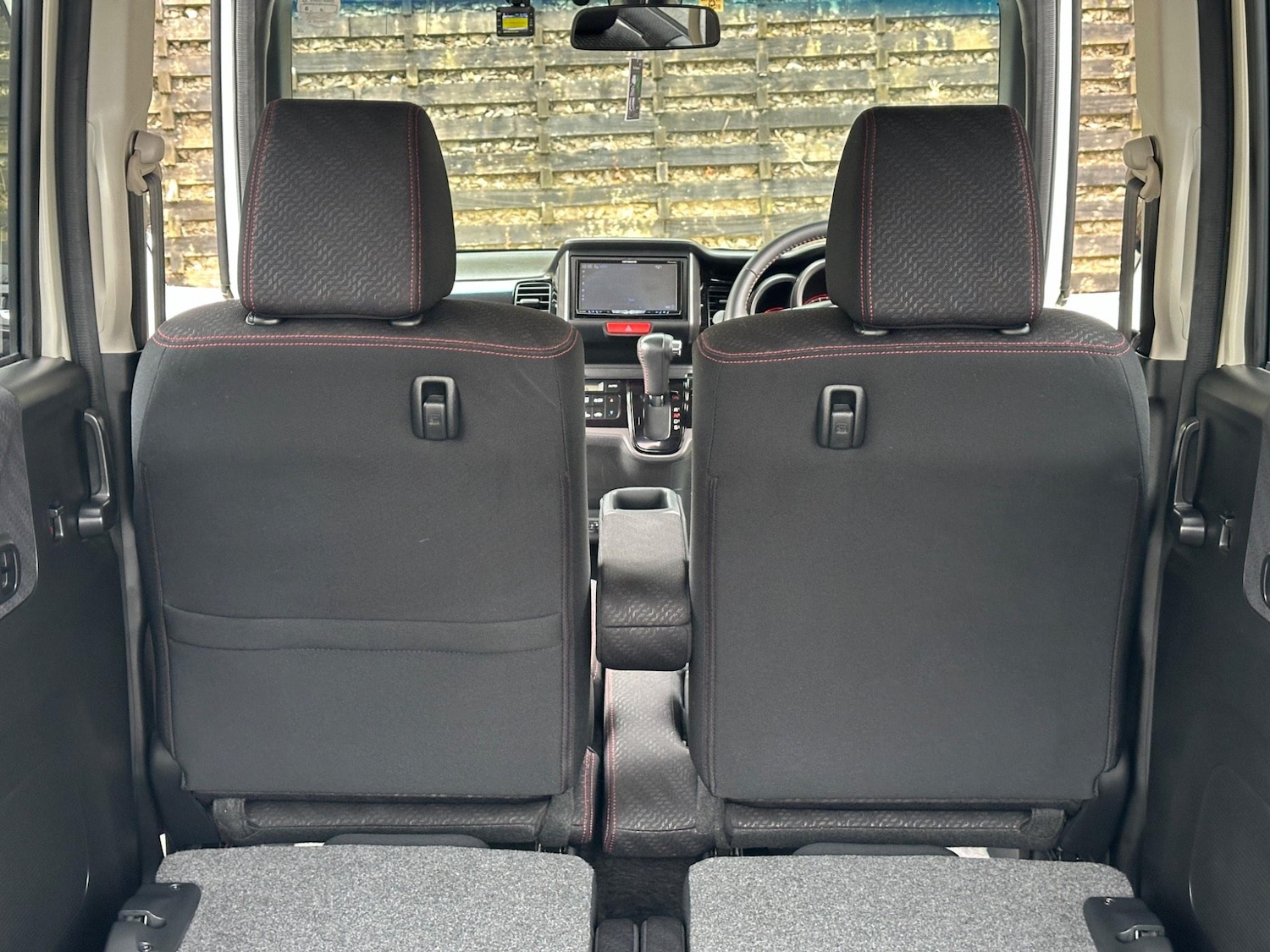 Used Honda N-Box 2024 for sale - 77626228: Photo 80