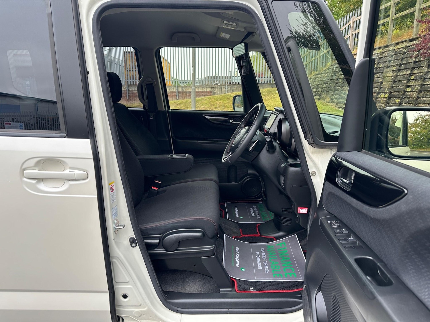 Used Honda N-Box 2024 for sale - 77626228: Photo 93