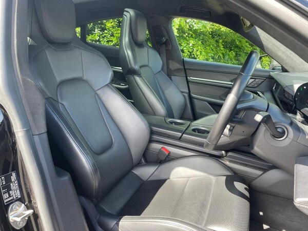 Used Porsche Taycan 2021 for sale - 74784753: Photo 16