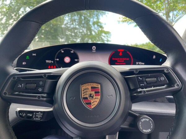 Used Porsche Taycan 2021 for sale - 74784753: Photo 19