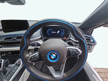 Used BMW i8 2017 for sale - 79276666: Photo