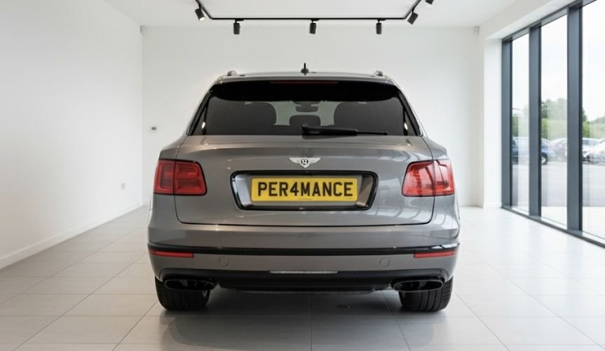 Used Bentley Bentayga 2016 for sale - 76570211: Photo 10