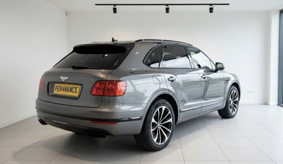Used Bentley Bentayga 2016 for sale - 76570211: Photo 11