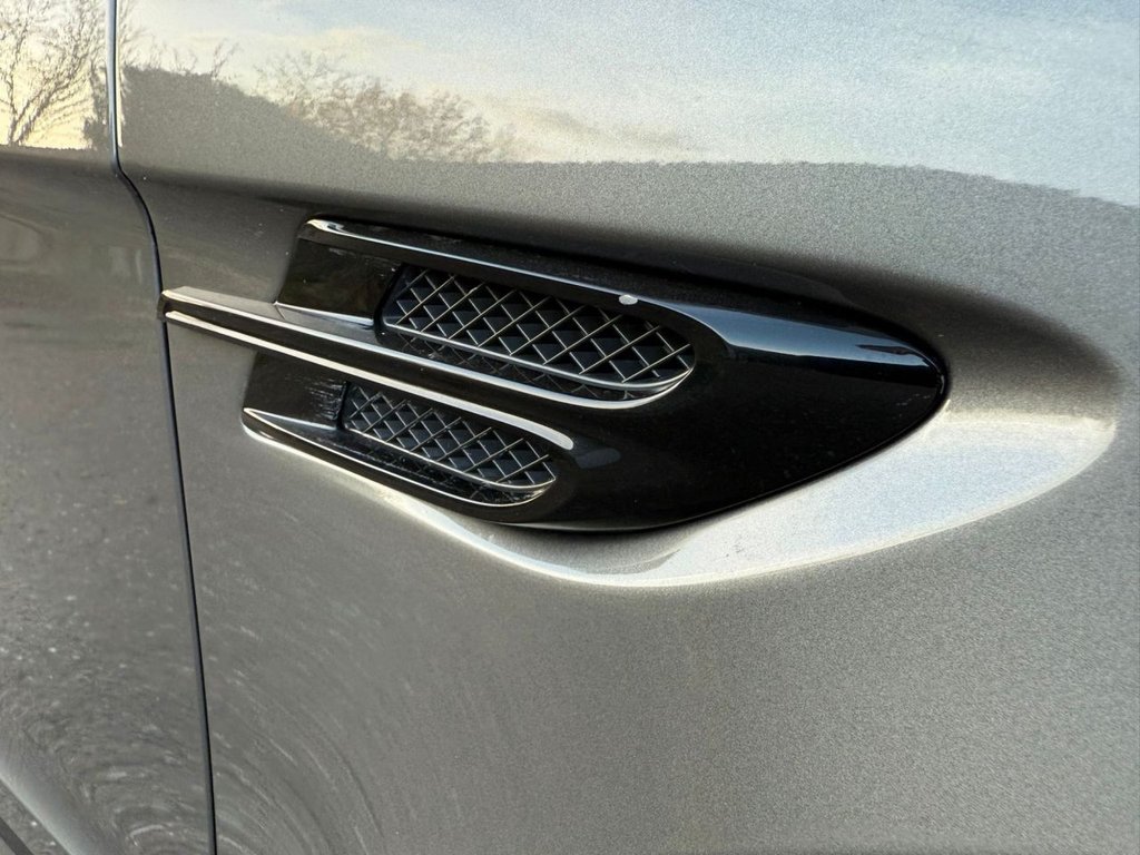 Used Bentley Bentayga 2016 for sale - 76570211: Photo 15