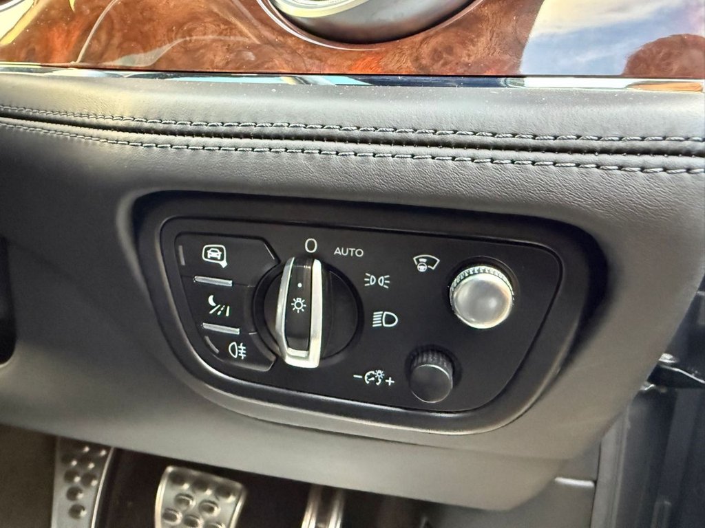 Used Bentley Bentayga 2016 for sale - 76570211: Photo 19