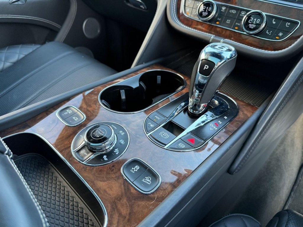 Used Bentley Bentayga 2016 for sale - 76570211: Photo 27