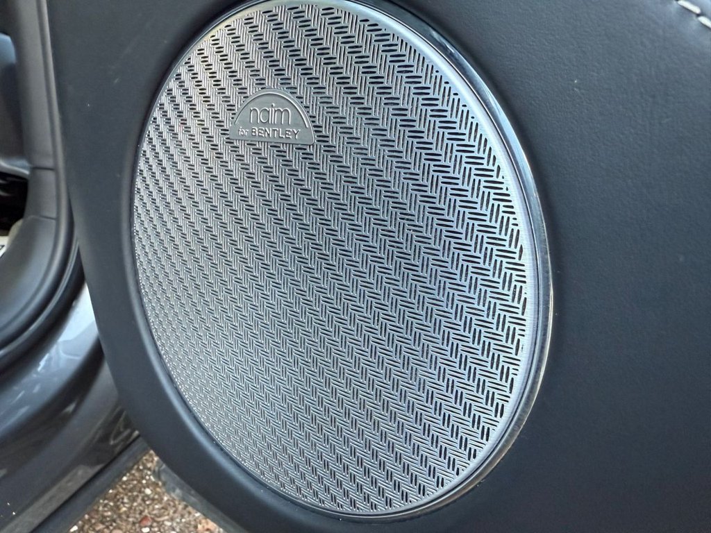 Used Bentley Bentayga 2016 for sale - 76570211: Photo 31