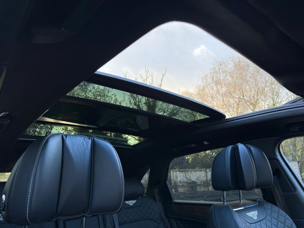 Used Bentley Bentayga 2016 for sale - 76570211: Photo 37