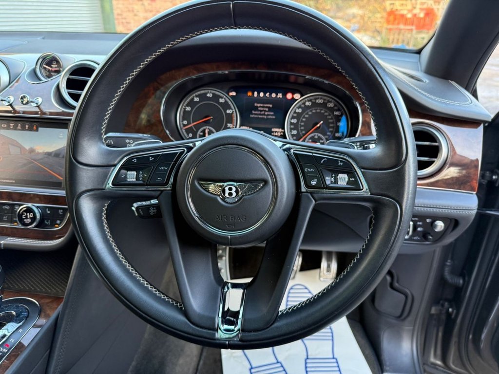 Used Bentley Bentayga 2016 for sale - 76570211: Photo 4