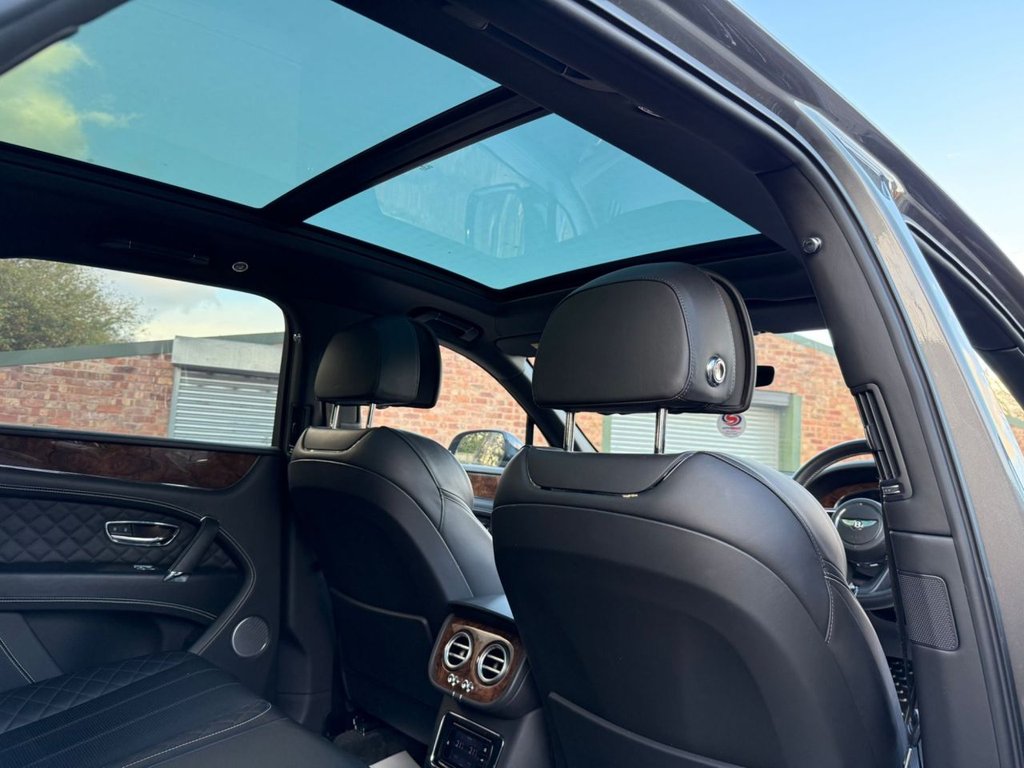 Used Bentley Bentayga 2016 for sale - 76570211: Photo 40