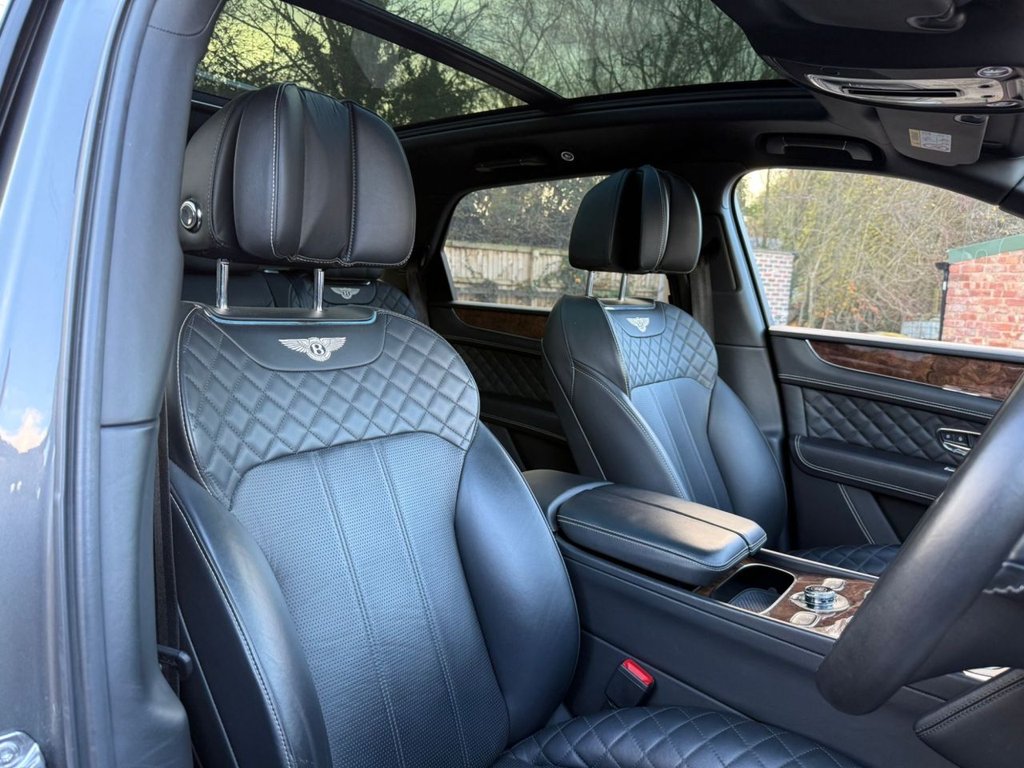 Used Bentley Bentayga 2016 for sale - 76570211: Photo 5