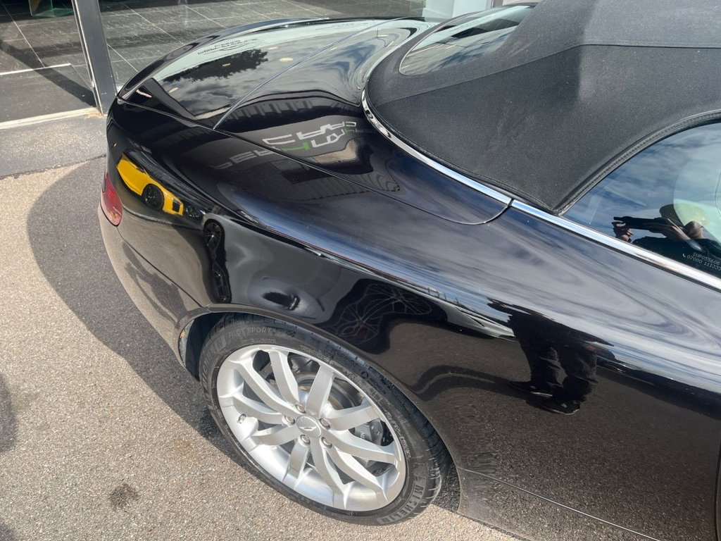 Used Aston Martin DB9 2005 for sale - 76439391: Photo 18