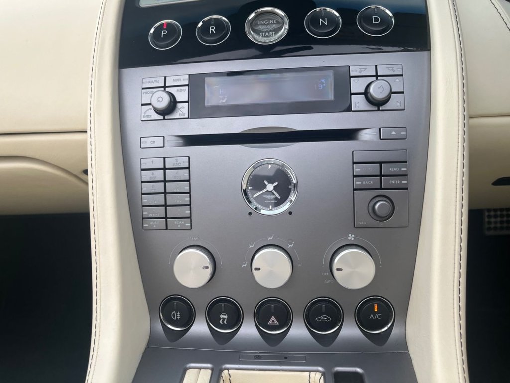 Used Aston Martin DB9 2005 for sale - 76439391: Photo 49