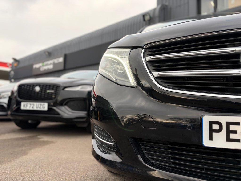 Used Mercedes-Benz V-Class 2019 for sale - 77369363: Photo 12