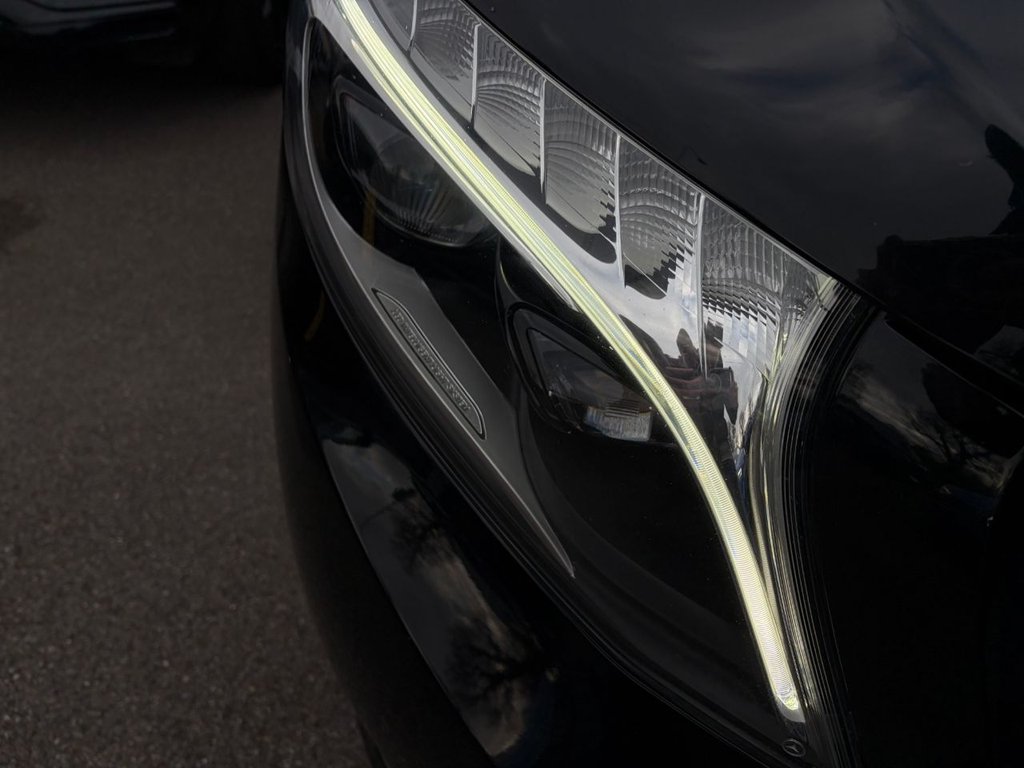 Used Mercedes-Benz V-Class 2019 for sale - 77369363: Photo 14